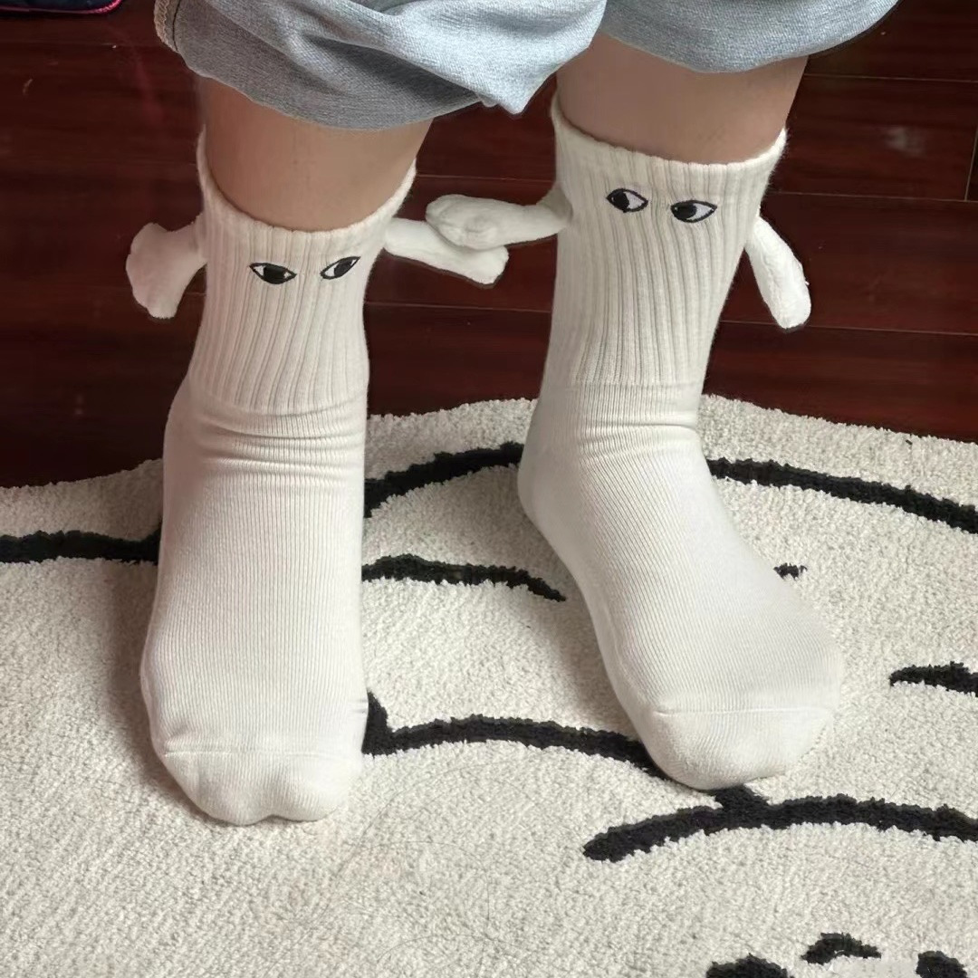 Magnetic Suction Hand In Hand Couple Socks Cartoon Lovely Breathable Comfortable Socks For Women Holding Hands Sock - Image 4